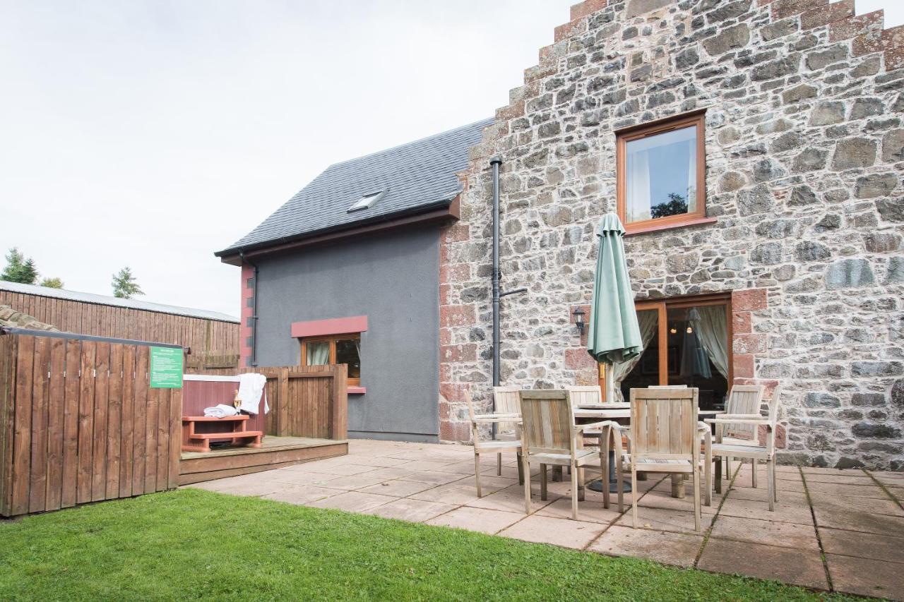 The Granary With Hot Tub Villa Forgandenny Екстериор снимка